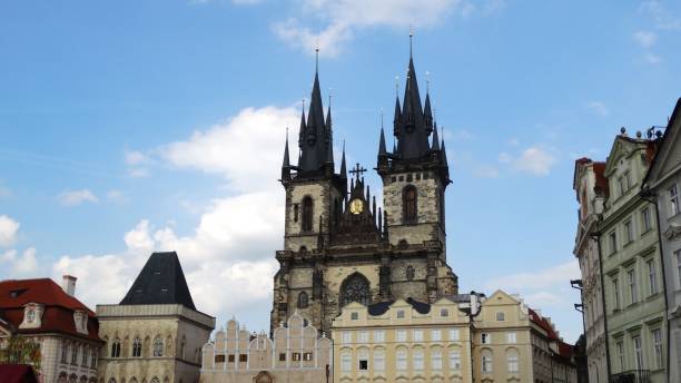 istock Teyn Church in Prague 925860076