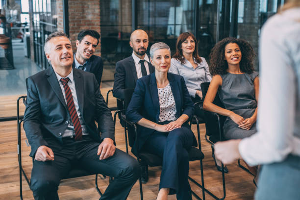 istock Leader briefing business people 925942206