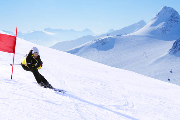 istock Giant Slalom ski racer 926005220