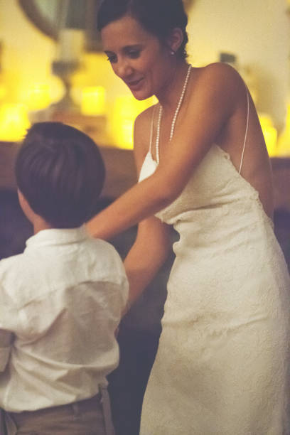 istock Summer modern wedding series Brunette Bride and Groom Celebration 926015322