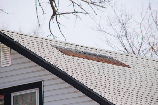 istock Damaged and old roofing shingles on a house 926026178