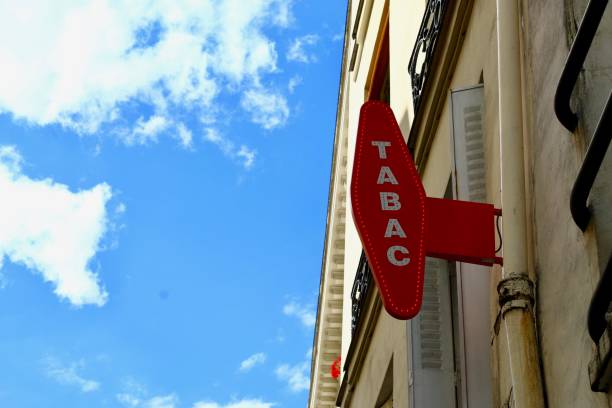 istock Tabac sign in France 926026774