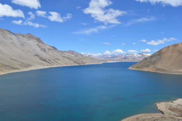 istock Laguna del Maule, Chile. 926026984