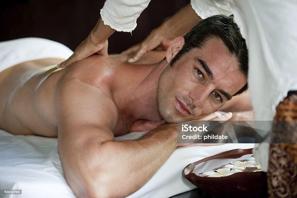 Homme ayant de Massage - Photo de Adulte libre de droits