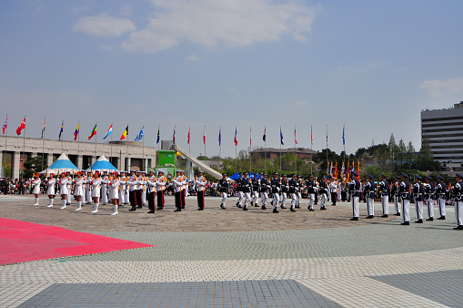 On May 5, 2011 Korean Children's Day, the Korea Ministry of National Defense's honor guard is conducting a trial parade on the Korean War Memorial Hall in South Korea.