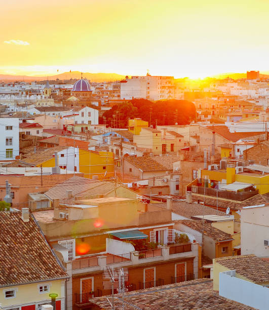 istock Valencia Old Town at sunset 926163722