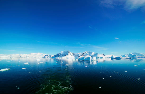 istock Antarctica panorama of Paradise bay 926220298