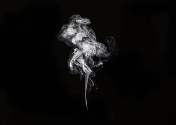 抽象的な白い暗い背景の煙。 - 煙草製品 ストックフォトと画像