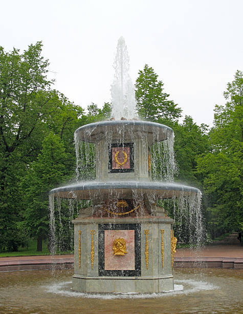 istock The Roman Fountain. Peterhof (Petrodvorets) 92626061
