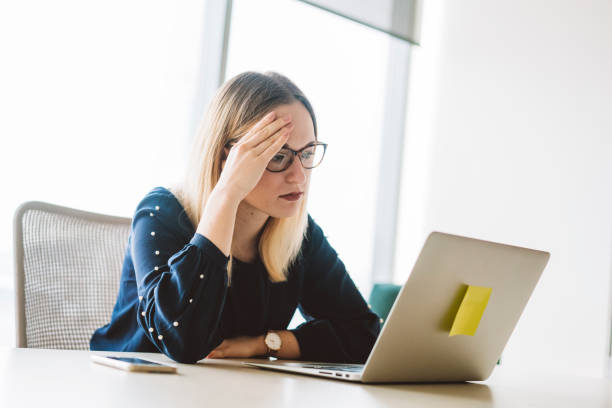 istock Stressed businesswoman 926272190