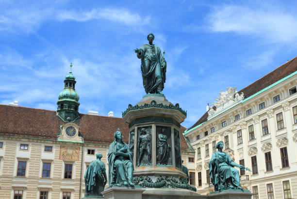 istock Monument to Emperor Franz in Vienna 926307422