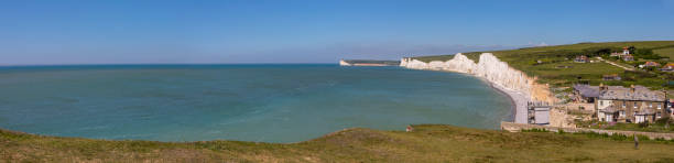 istock Seven Sisters Cliffs in East Sussex, UK 926321128