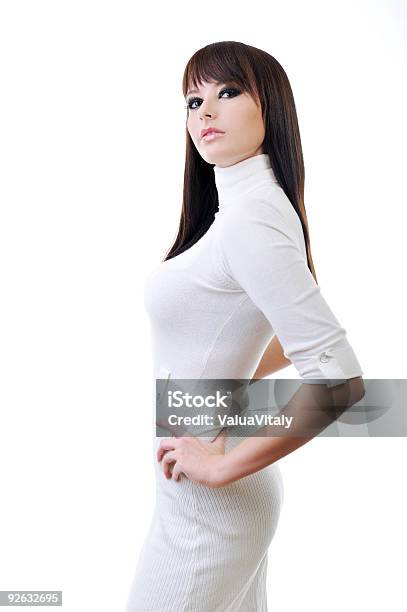 Donna In Bianco - Fotografie stock e altre immagini di Abbigliamento - Abbigliamento, Accudire, Adulto