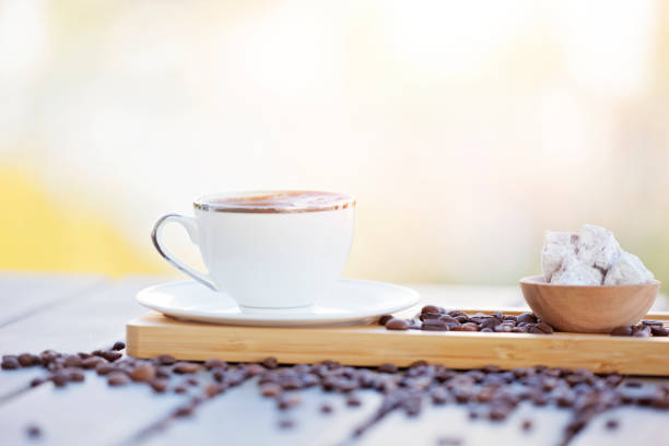 turkish coffee - coffee table non alcoholic beverage turkish coffee black coffee imagens e fotografias de stock