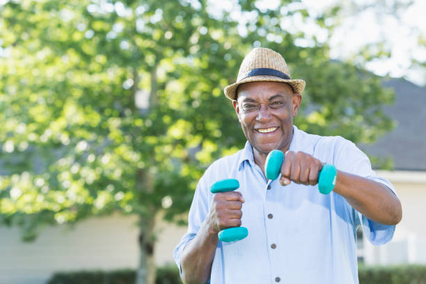 istock Senior African-American man staying in shape 926397122