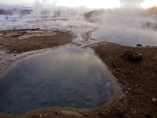 istock Geyser/Strokkur,Iceland 926454312