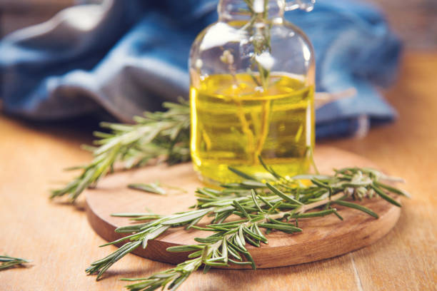 istock oil with rosemary 926521768