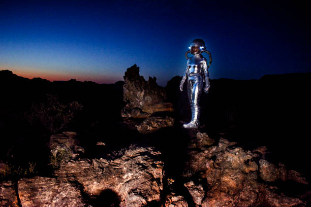istock Chinese Woman Astronaut on another planet 926523146