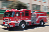 rote-feuerwehrauto.jpg?b=1&s=170x170&k=20&c=es22aOmGXJUzPWthIJ8tYdXk-Vh52fvxGxn80f55bMI=
