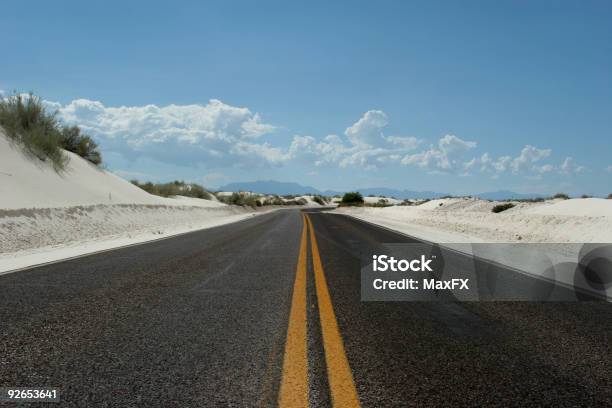 Straße In Den Bergen Stockfoto und mehr Bilder von Asphalt - Asphalt, Autoreise, Besuchen