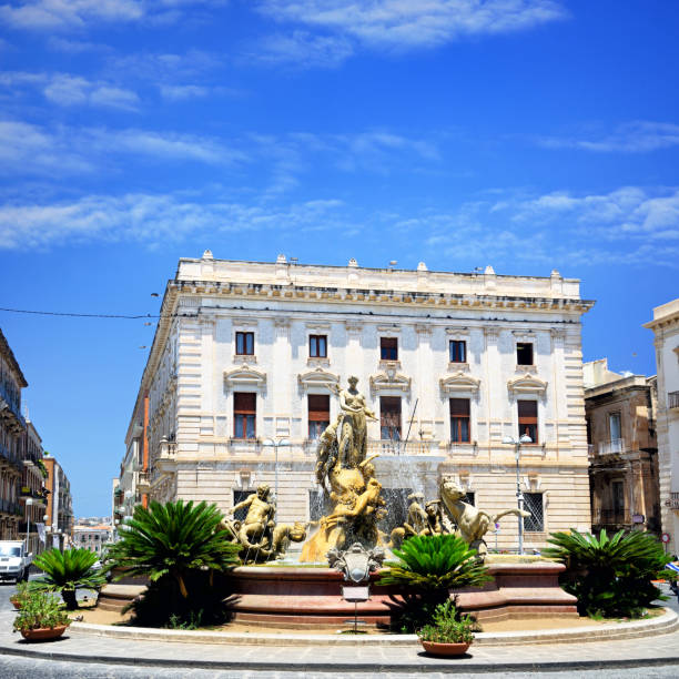 istock Fountain of Diana, Siracusa 926538048