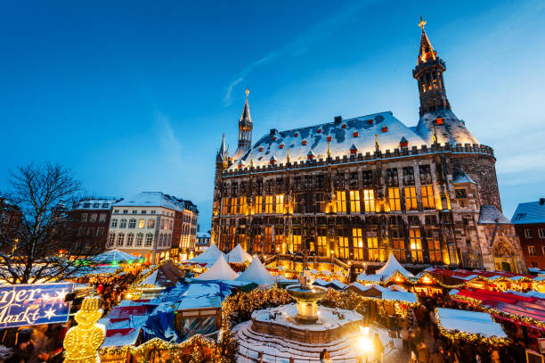 istock Aachen Christmas Market 926541966