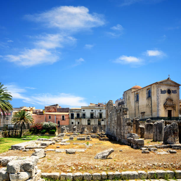 istock Temple of Apollo, Syracuse 926542702