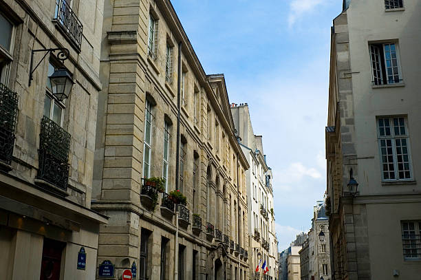 istock French city street 92657299