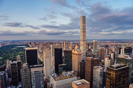 Rascacielos de 432 Park Avenue y Central Park en Nueva York photo