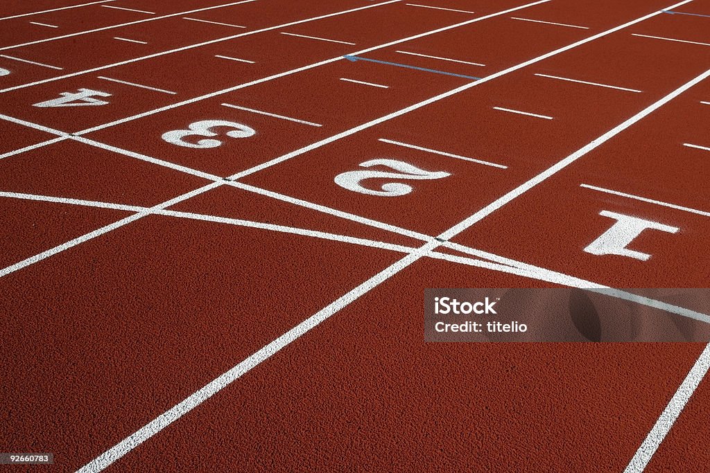 Pista de atletismo - Foto de stock de Color - Tipo de imagen libre de derechos