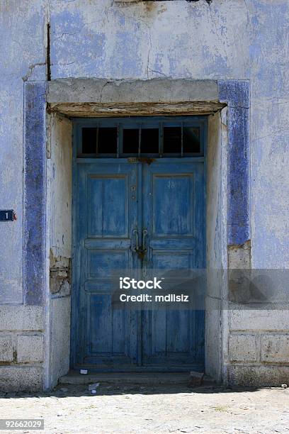 A Porta - Fotografias de stock e mais imagens de Antigo - Antigo, Antiguidade, Arcaico