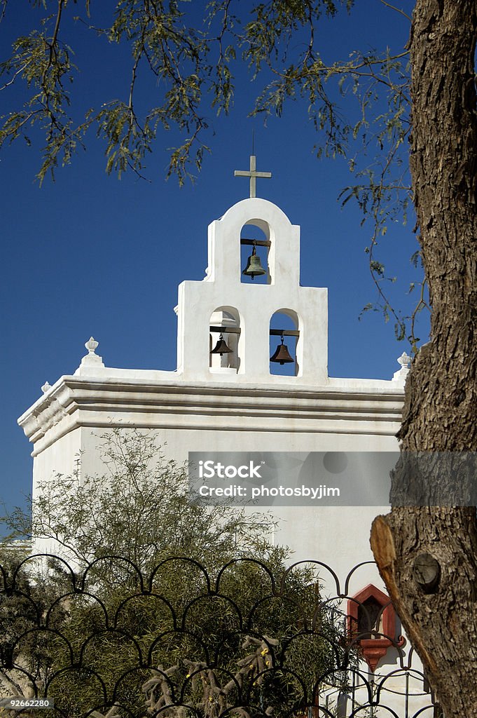 Missione di San Xavier Del Bac - Foto stock royalty-free di Architettura