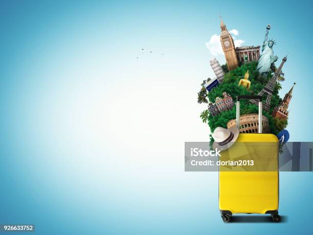 Gelben Reisetasche Mit Wahrzeichen Der Welt Stockfoto und mehr Bilder von Reise - Reise, Koffer, Reiseziel