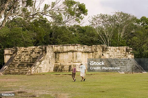 Maya Sacrificetempel Stockfoto und mehr Bilder von Architektonische Säule - Architektonische Säule, Archäologie, Aufopferung