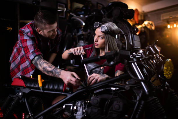 istock Motorcycle repair shop 926652780