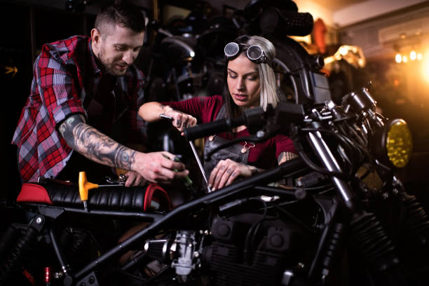 istock Motorcycle repair shop 926652860