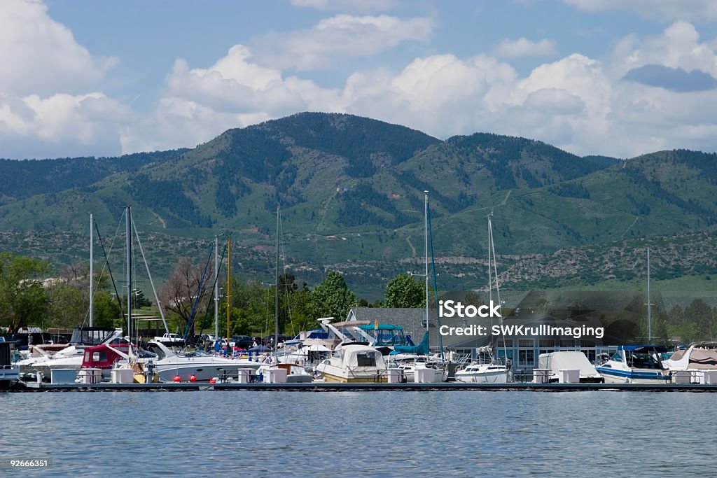 Marina de las Montañas Rocosas - Foto de stock de Agua libre de derechos