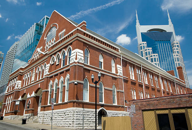 Ryman Auditorium in Nashville, Tennessee in daylight Ryman Auditorium nashville stock pictures, royalty-free photos & images
