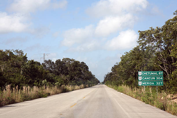 istock Road to Cancun - Yucatan Peninsula, Mexico 92671083
