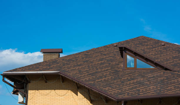 istock Roof with attic and chimney under clear blue sky 926726488