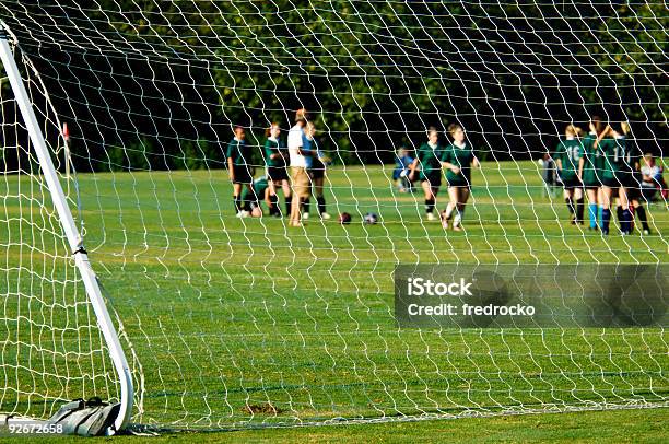 Soccer Players Jugando Al Fútbol En El Campo De Fútbol Con Pelota De Fútbol Foto de stock y más banco de imágenes de Abstracto