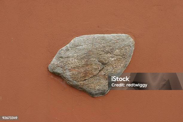 Photo libre de droit de Stone Dans Le Mur banque d'images et plus d'images libres de droit de Blanc - Blanc, Caillou, Dedans