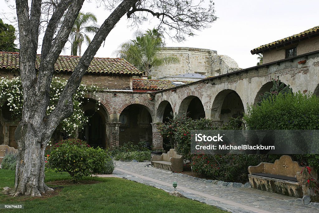 Lugares-Estados Unidos-California-Hoteles de Mission San Juan Capistrano n.º 9 - Foto de stock de En ruinas libre de derechos