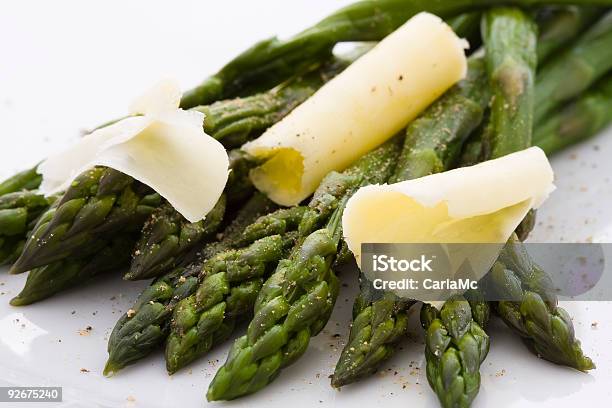 Espargos Com Manteiga - Fotografias de stock e mais imagens de Alimentação Saudável - Alimentação Saudável, Comida, Cozido