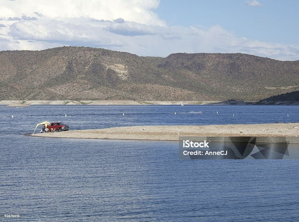 L'après-midi sur les rives de Lake Pleasant, Arizona - Photo de Arizona libre de droits