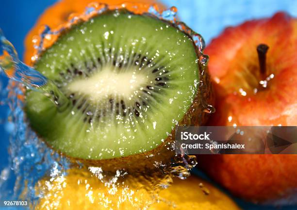 Frisches Obst Stockfoto und mehr Bilder von Apfel - Apfel, Blau, Bunt - Farbton