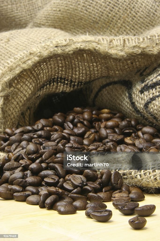 Cafebeans и Место для текста - Стоковые фото Жареные кофейные зёрна роялти-фри