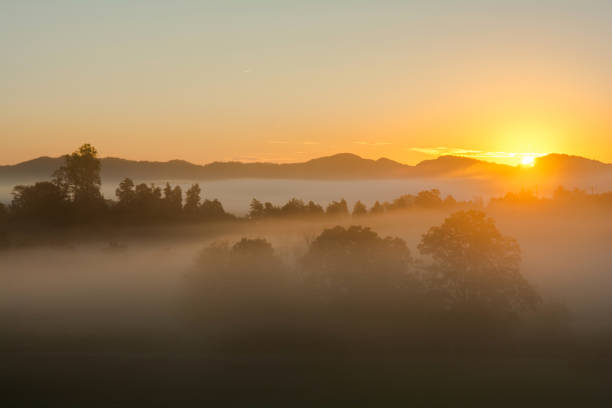 istock Sunrise at Natural Tunnel State Park 926796598