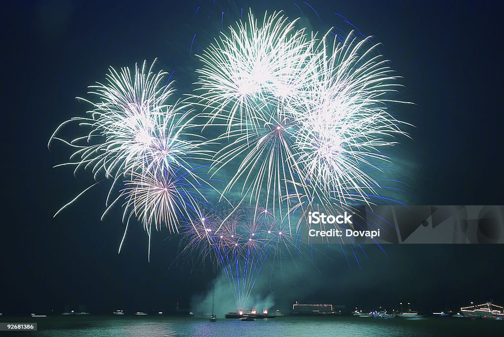 Fogos de artifício - Foto de stock de Acender royalty-free