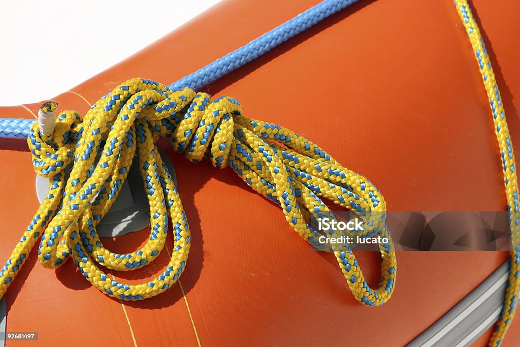 固定ロープ - オレンジ色のロイヤリティフリーストックフォト